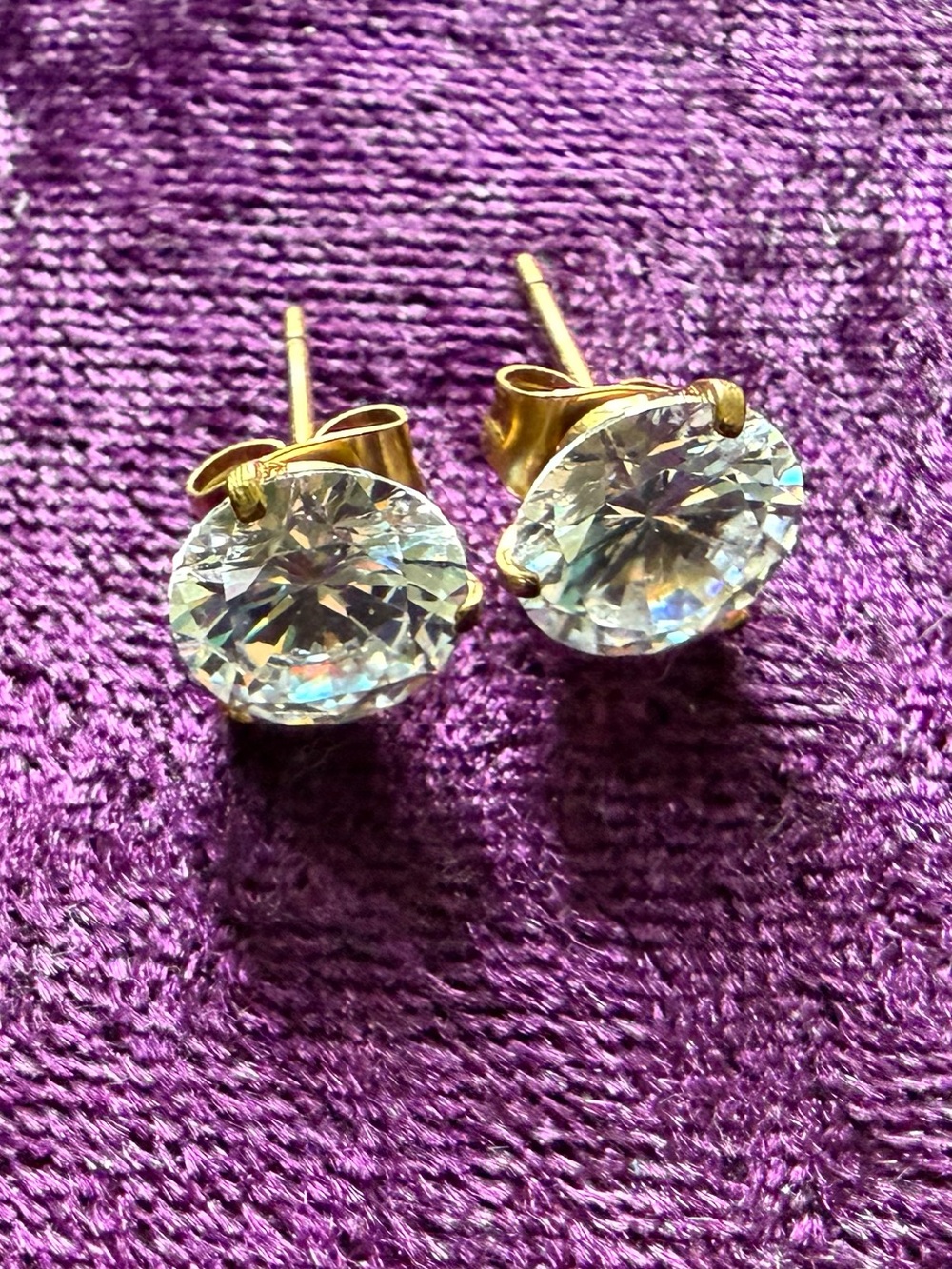 Gold-Setting Clear Crystal Stud Earrings - Large